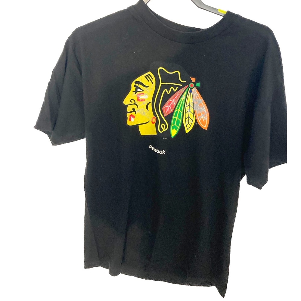 Reebok NHL Chicago Blackhawks Logo T-Shirt, Men's Large, Black